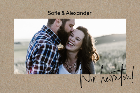Kraftlook Hochzeitseinladung mit Paarfoto und Kalligrafie